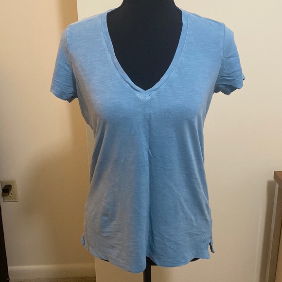 Women’s small T-shirts bundle - Picture 5 of 10